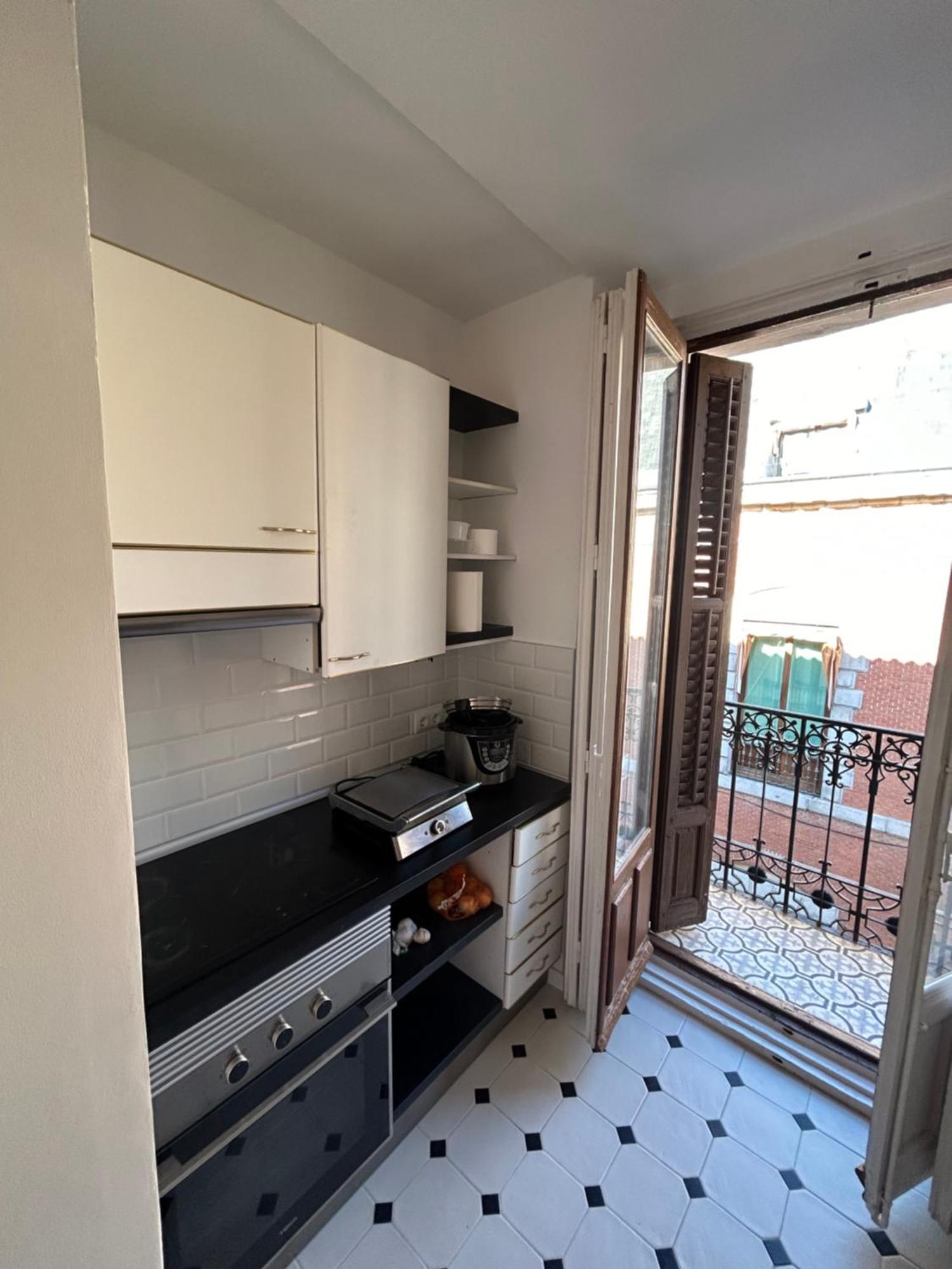 Room In Plaza Mayor Madrid Exterior photo